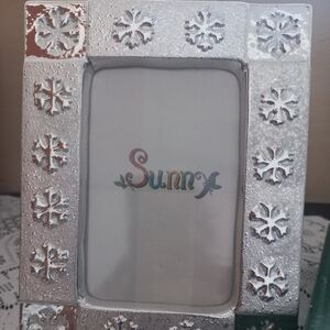 Walnut Creek Vintage 5×7" Silvertone Snowflake Picture Frame NIB